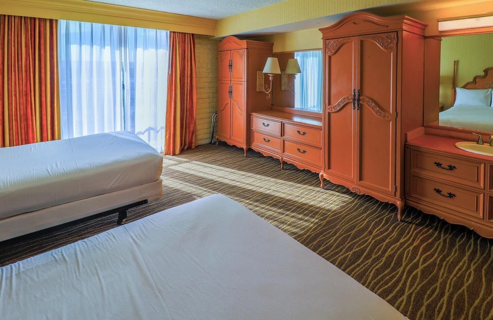 Motel6 Phoenix, AZ - Sky Harbor 16/56