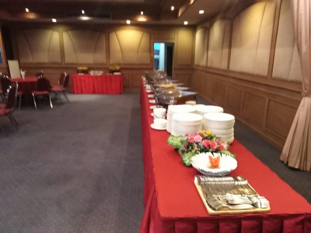 Bossotel Chiang Mai 40/50