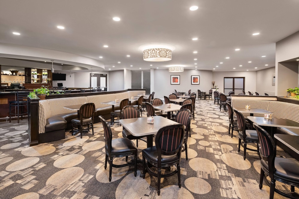Wyndham Sacramento 49/72