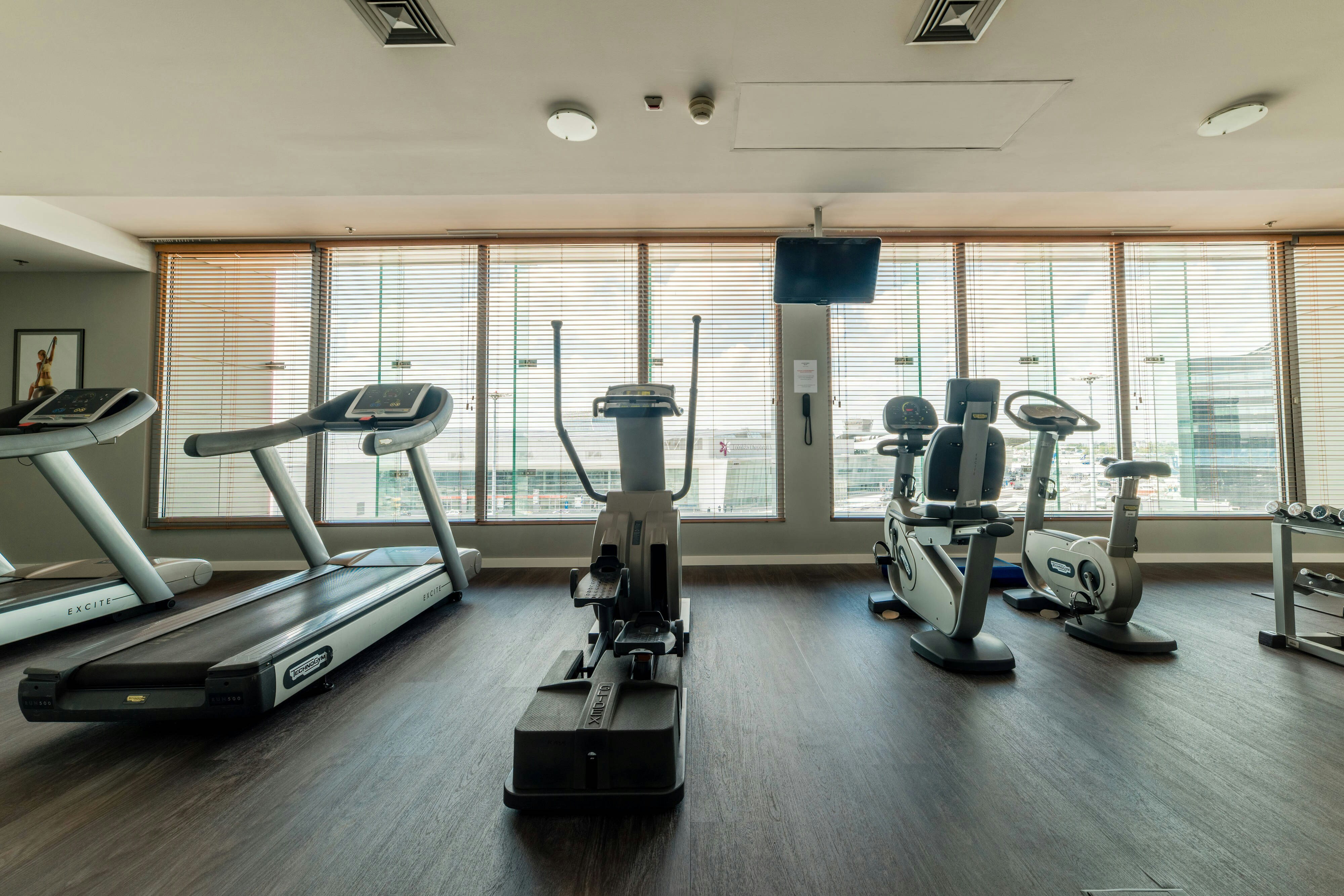Courtyard By Marriott Warsaw Airport 27/62