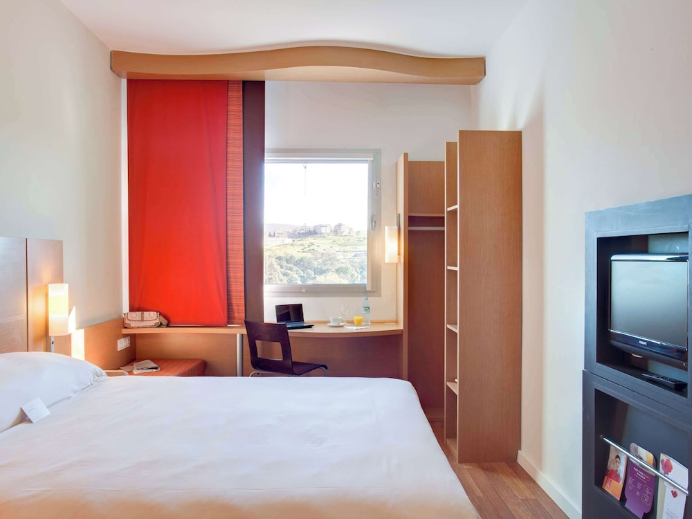 STANDARD, DOUBLE BED