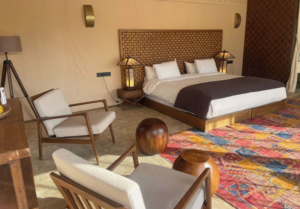 The White Camel Lodge 10/36