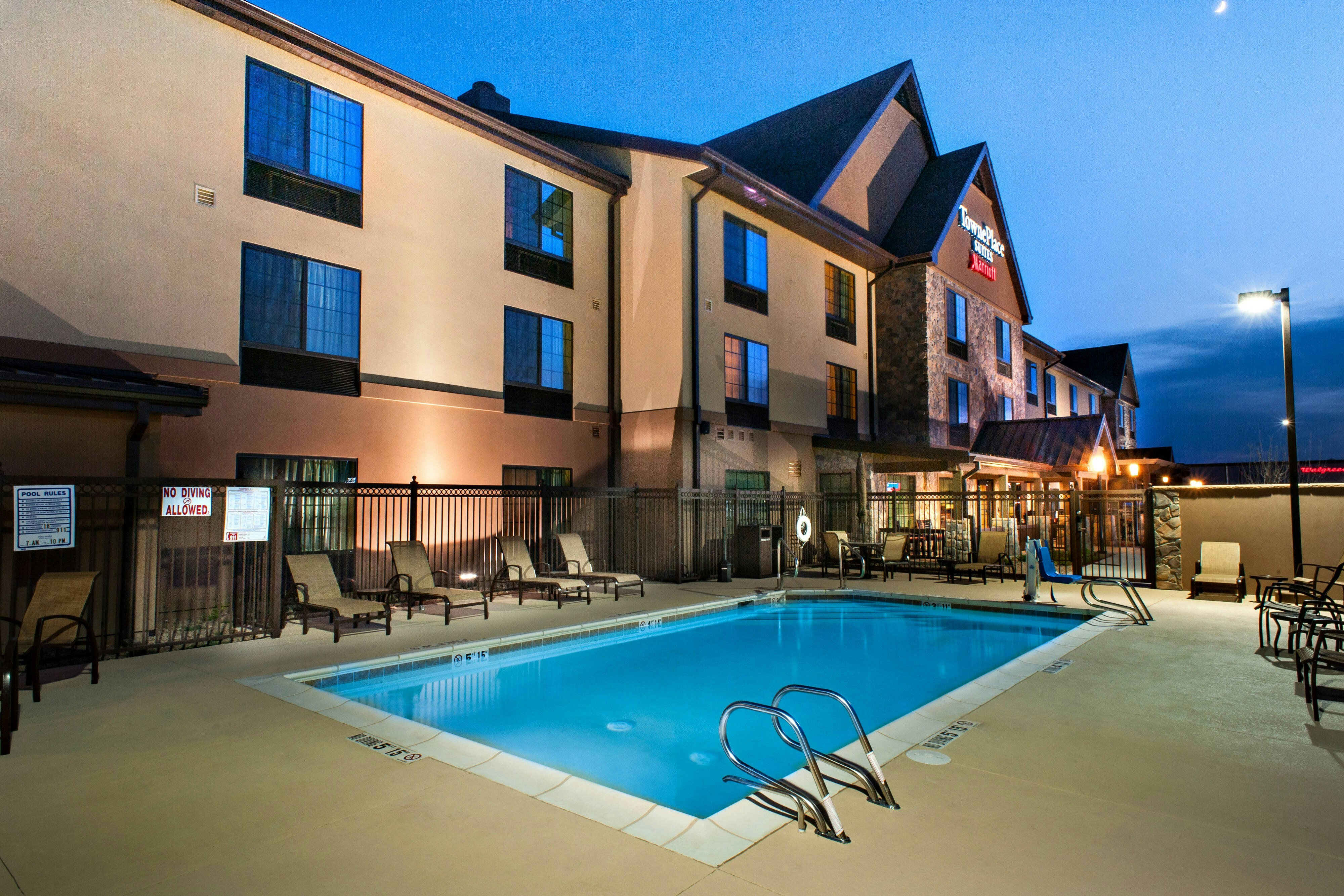 TOWNEPLACE SUITES ROSWELL 27/28