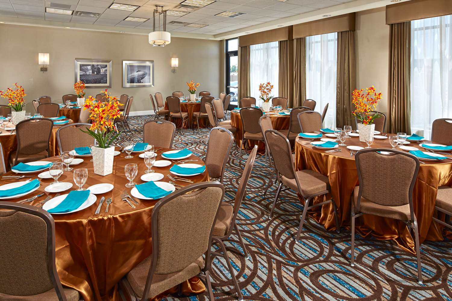 Hilton Garden Inn Los Angeles Redondo Beach 32/48