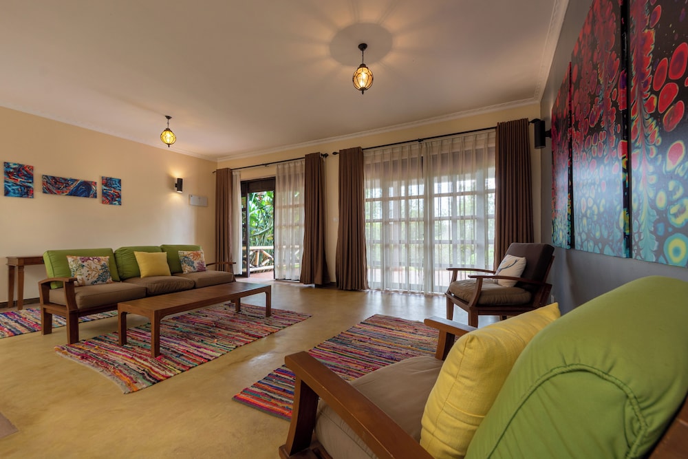 Emburara Farm Lodge 27/50