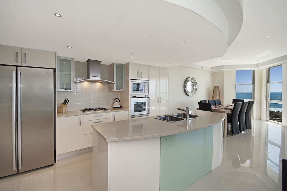 Aqua Vista Resort 2/50