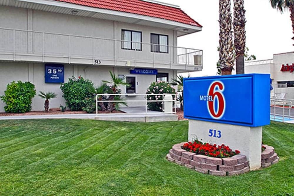 Motel6 Tempe, AZ - Broadway - ASU 57/63