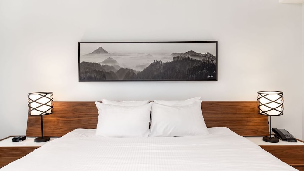 Adara Hotel 32/63