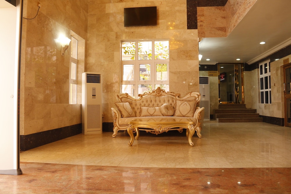 Barca-Liga Hotels 34/50
