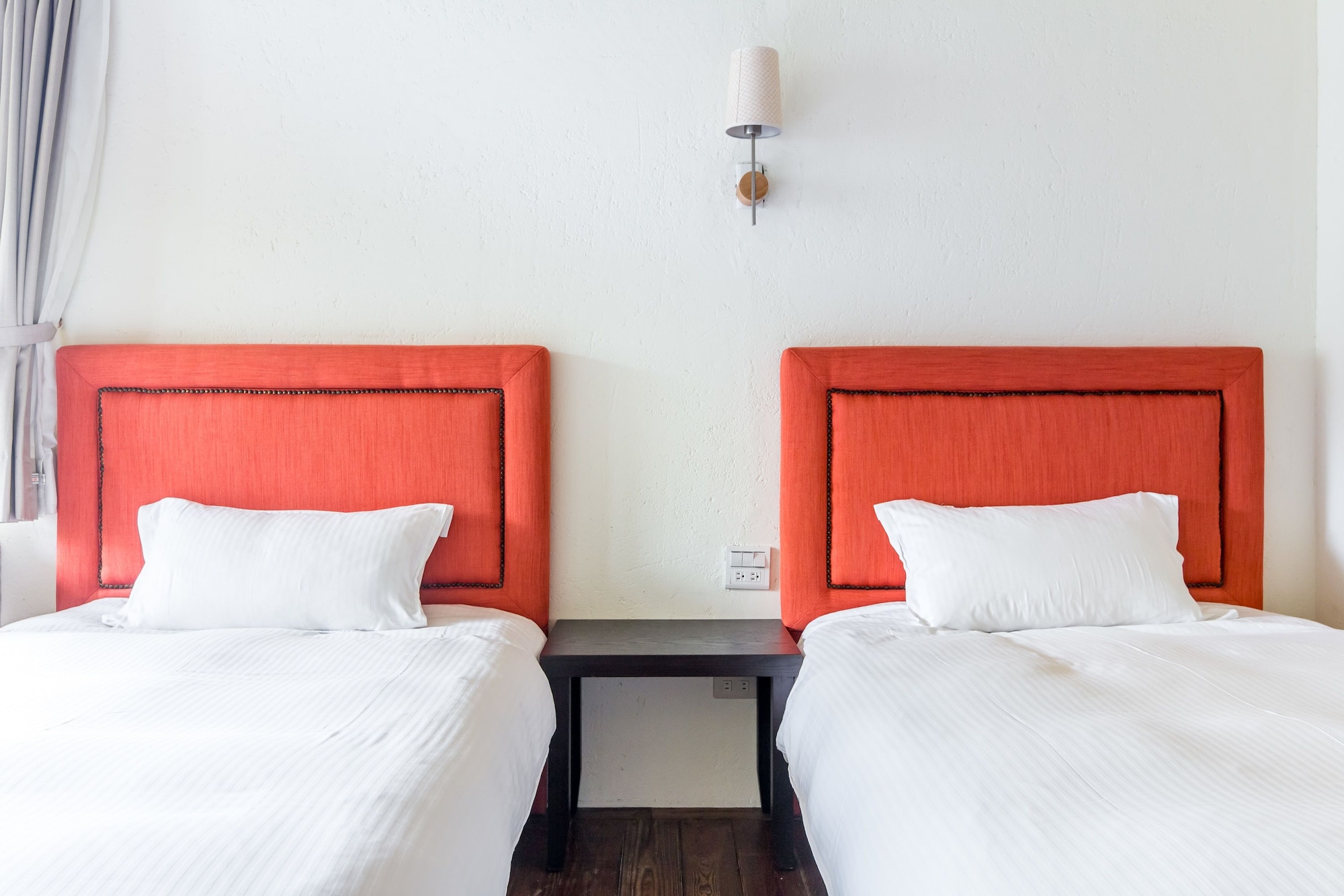 DELUXE, CABIN, MULTIPLE BEDS, GARDEN AREA