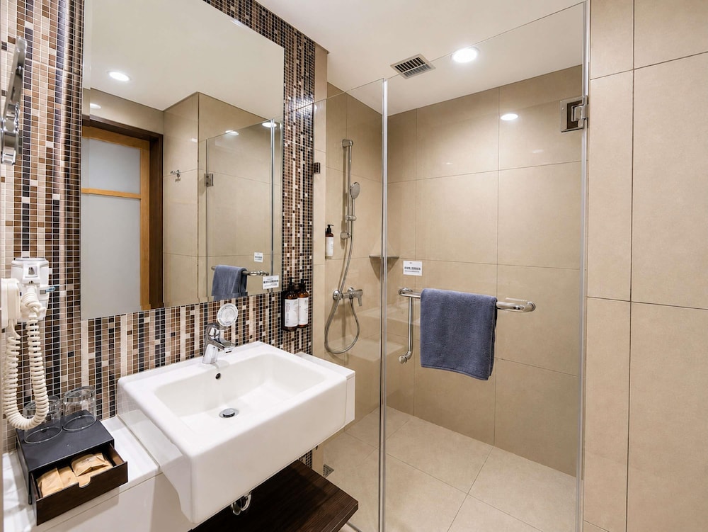 Mercure Serpong Alam Sutera 70/71