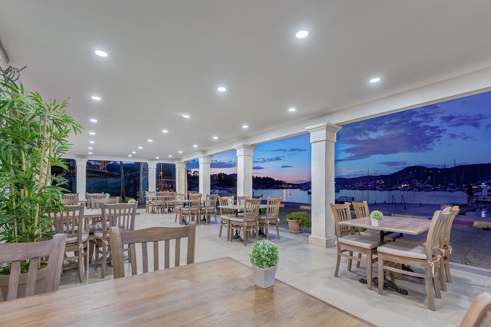 Hanedan Hotel 29/40
