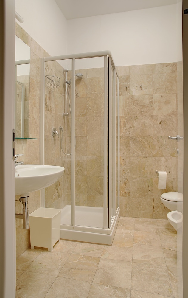 Milan Apartment Rental 46/50
