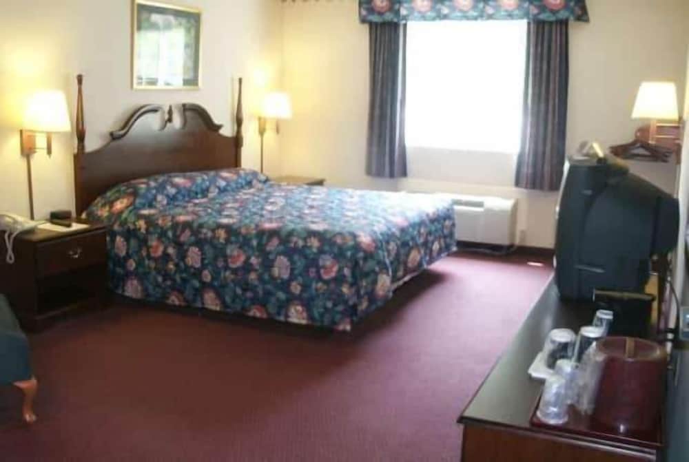 Baymont by Wyndham Mount Vernon Renfro Valley 14/40