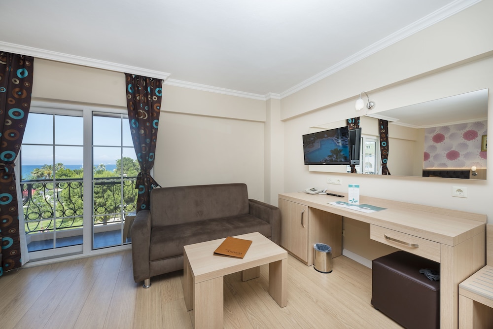 Asdem Park Hotel 21/28