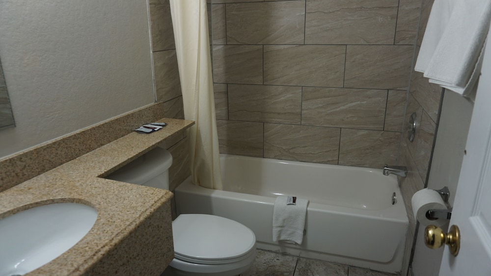 La Villita Inn 40/45