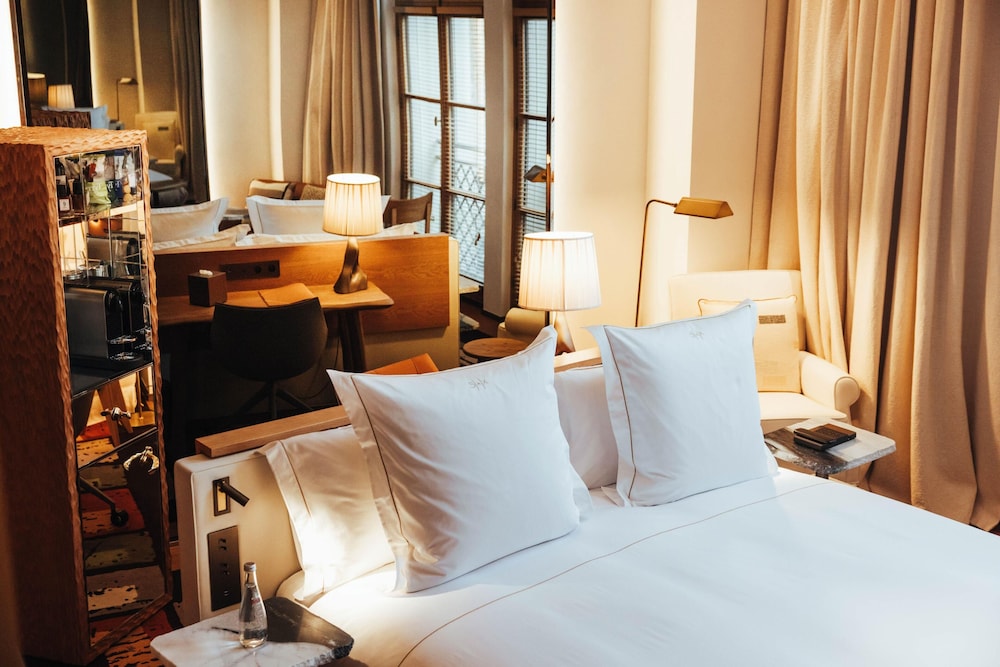 Sax Paris, LXR Hotels & Resorts 16/56