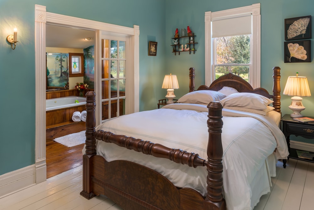 Maison D Memoire Bed & Breakfast Cottages 10/50