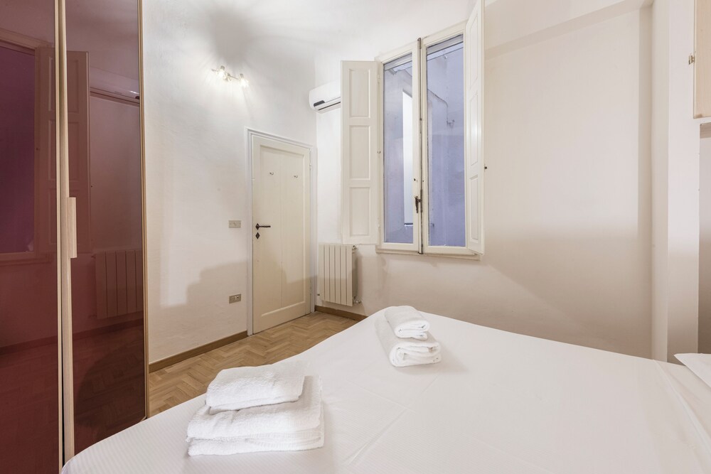 The Painter's House In Santa Croce 14/40
