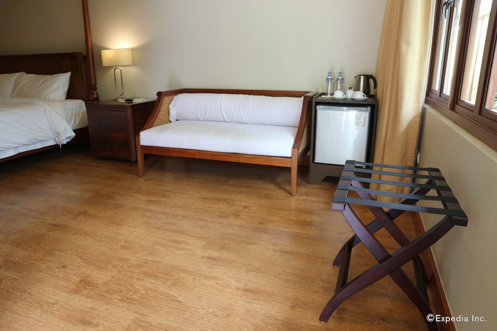Bravo Resorts Munting Paraiso 13/49