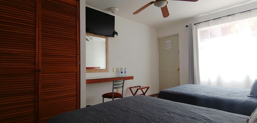 Hotel Camba 18/50