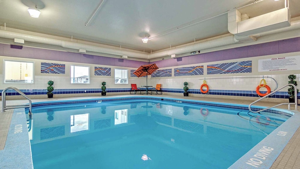 Motel6 Saskatoon, SK 34/55