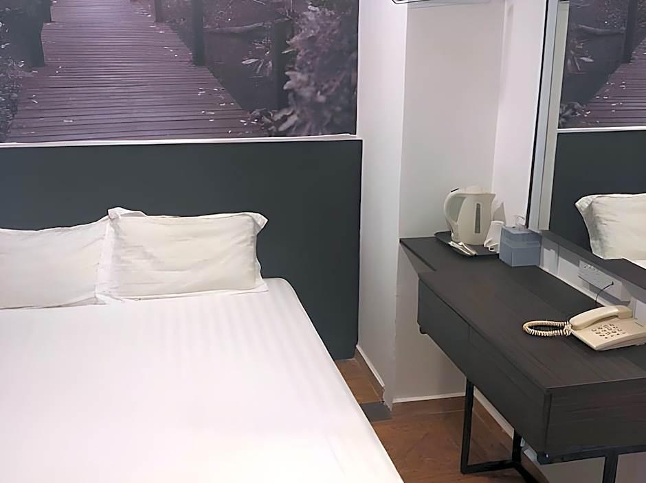 Dream Hotel Amsterdam 10/16