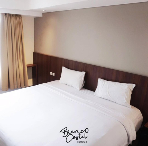 Deluxe, Double Bed
