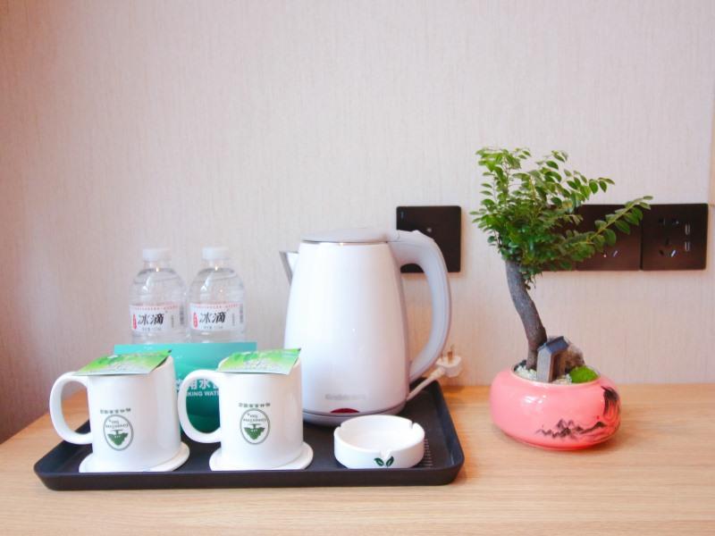 GreenTree Inn Suzhou Industrial Park Qingjian Lake Express Hotel 8/18
