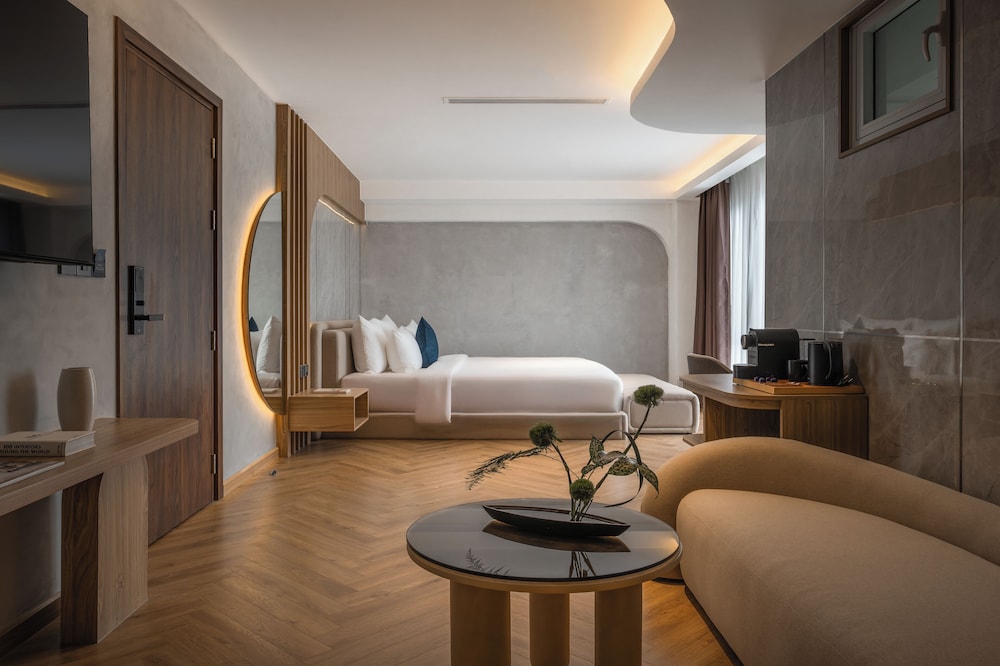 Kin Hotel Thai Van Lung 31/50