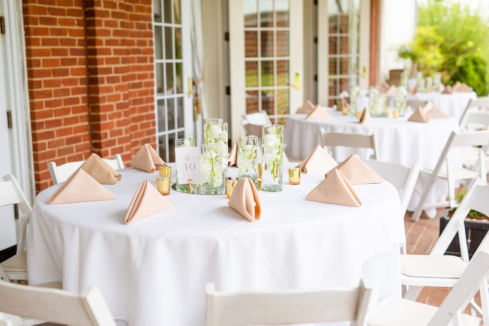 The Berry Hill Resort & Conference Center 42/62
