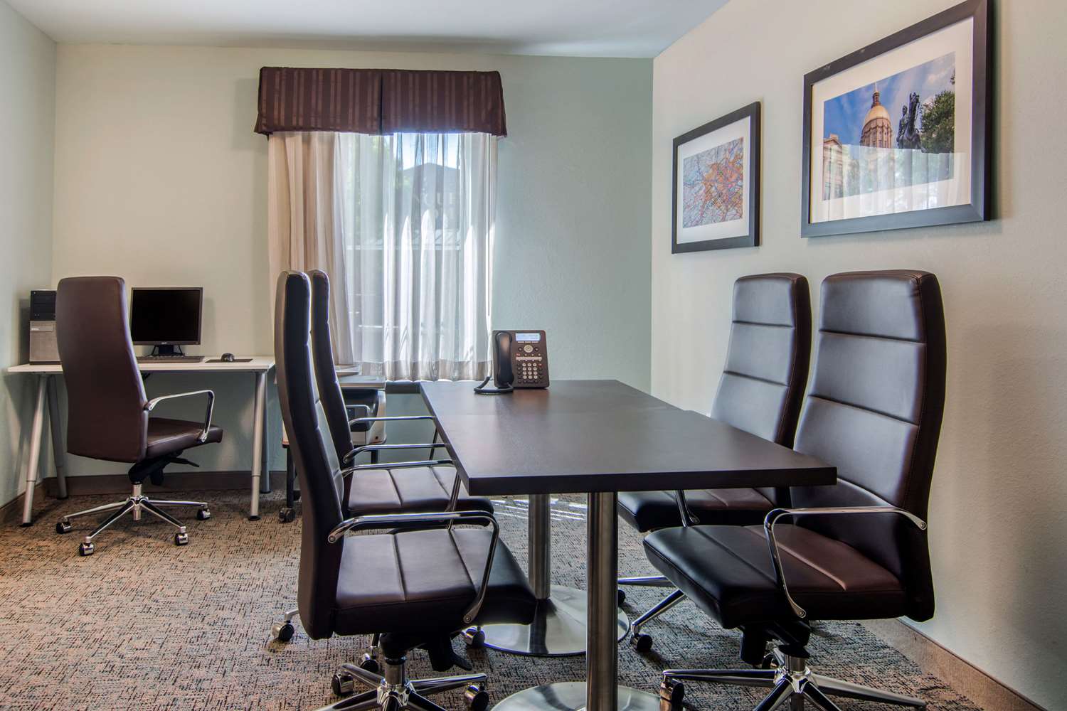 Clarion Inn & Suites Atlanta Downtown 32/37