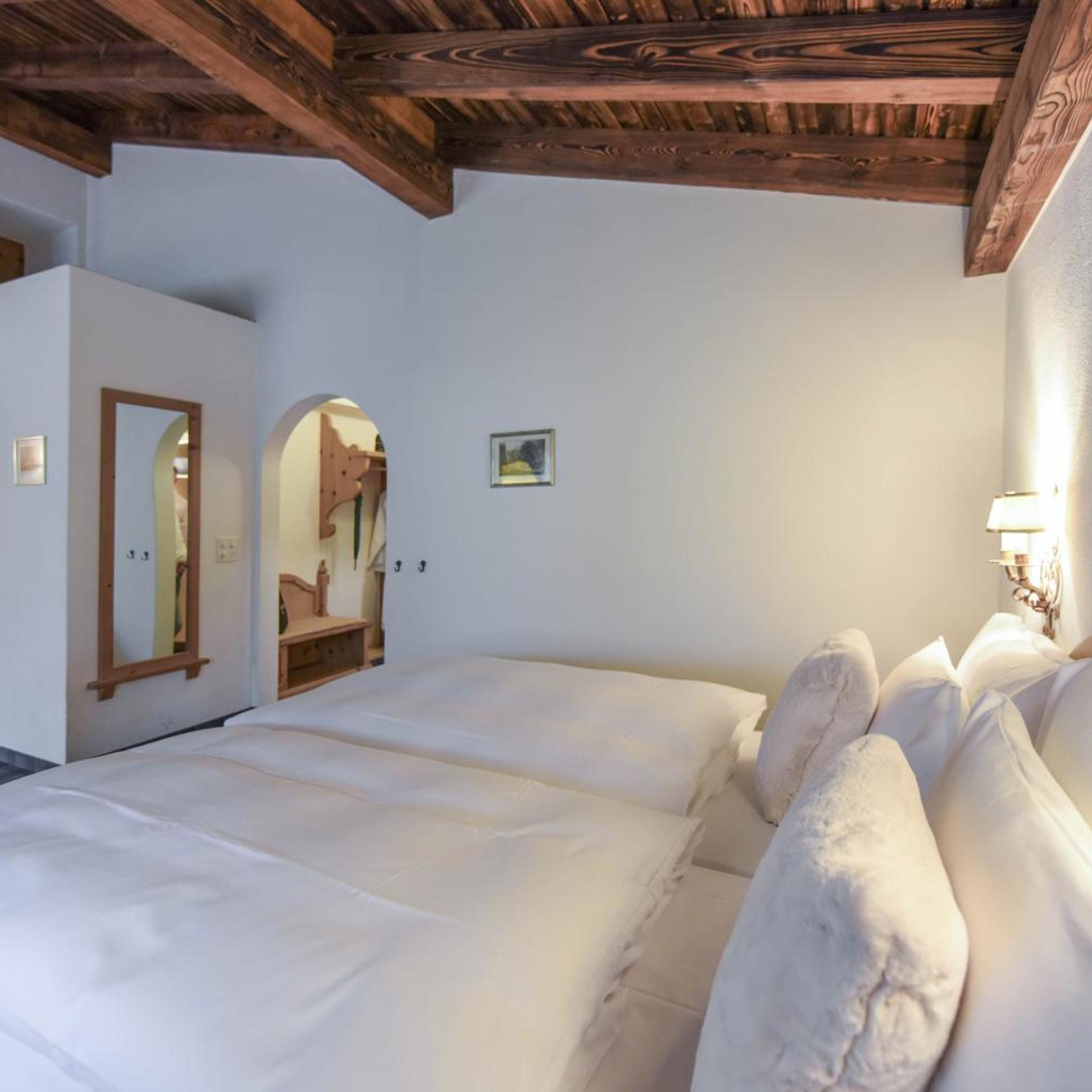 Soldanella by Hotel Adula 10/48