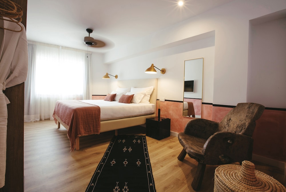 Mikasa Ibiza Boutique Hotel 39/56
