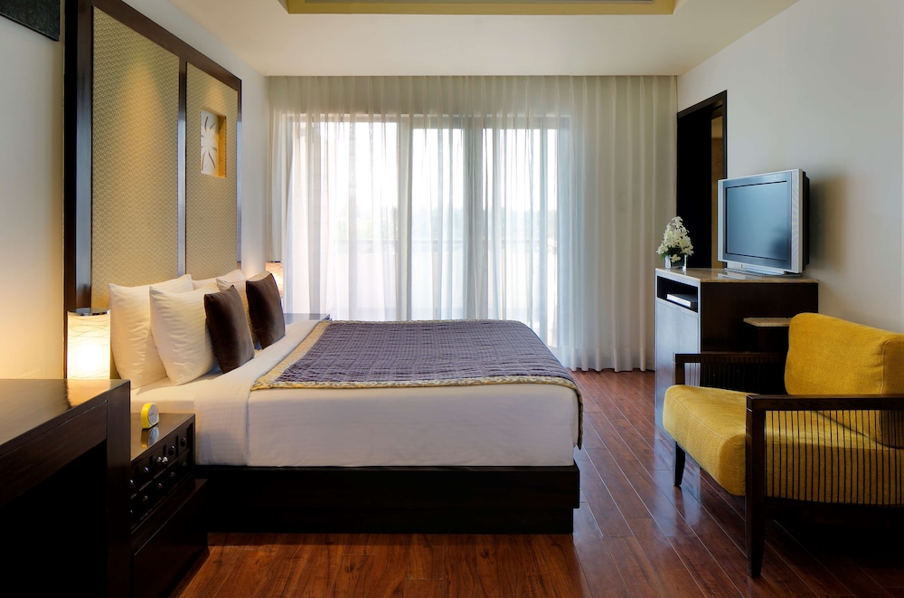 Taj Alibaug Resort & Spa, Maharashtra 8/52
