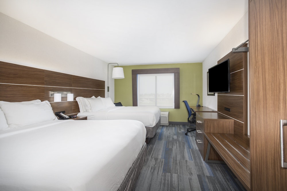 Holiday Inn Express Kansas City - At The Legends 19/60