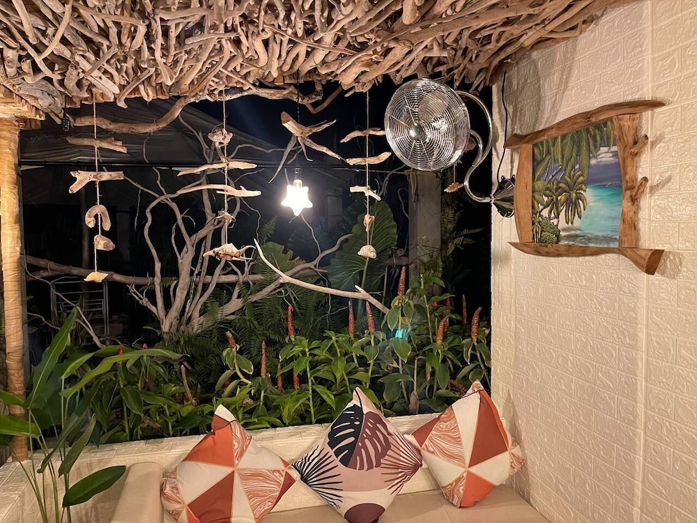 The Corbin Guest House 34/61