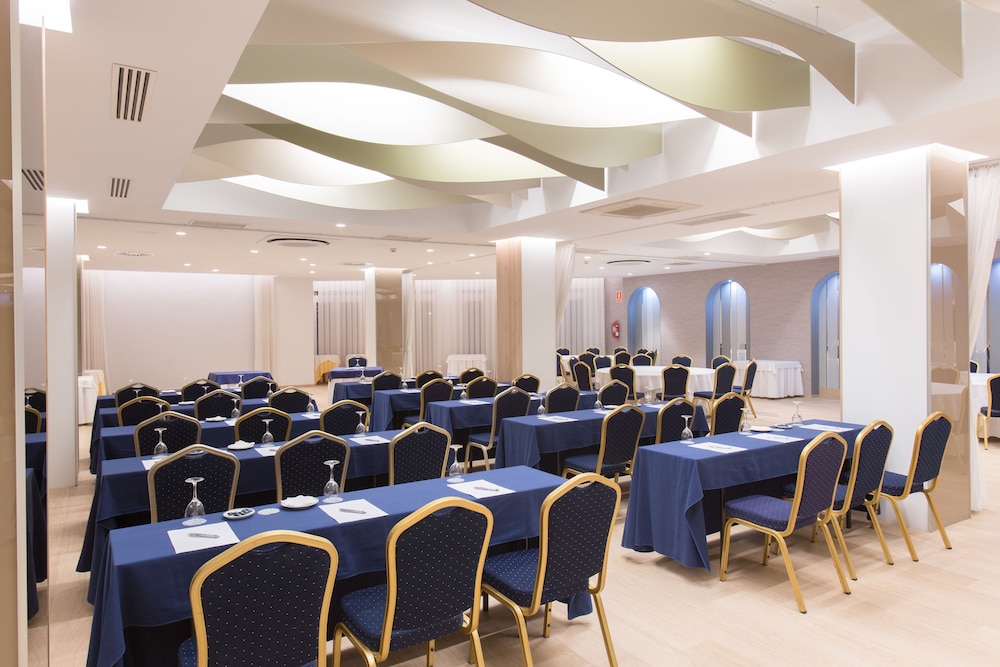 Olympia Hotel Events & Spa 43/50