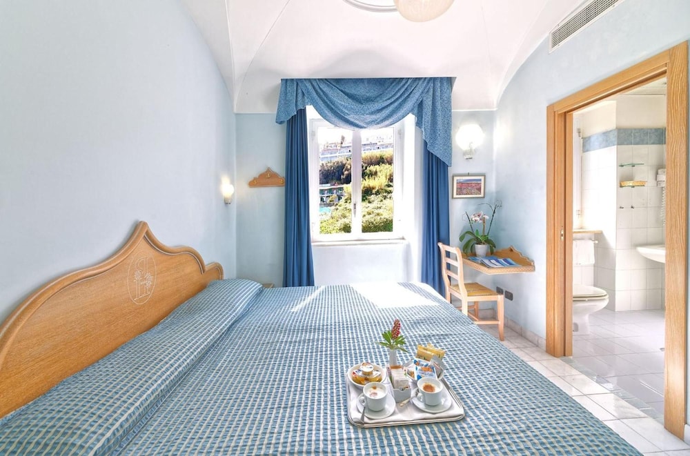 Punta Imperatore 32/66