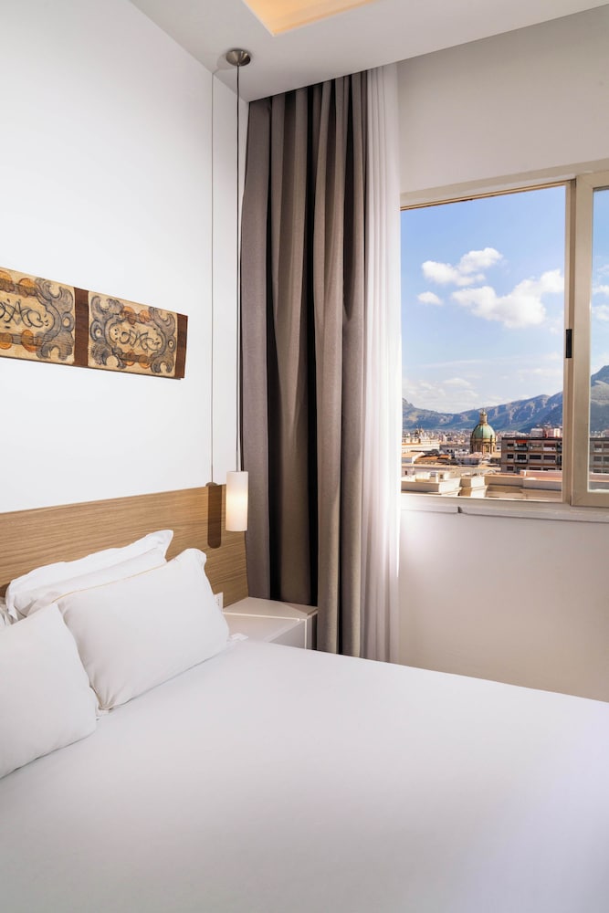Skyline Boutique Hotel 7/50