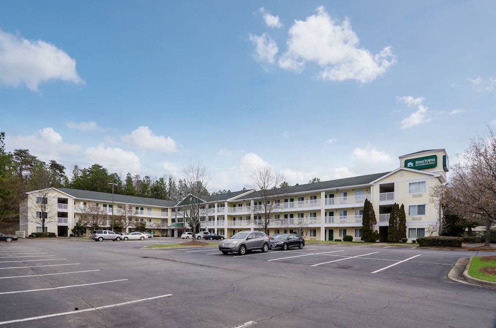 Suburban Studios Winston Salem-University Parkway 27/30