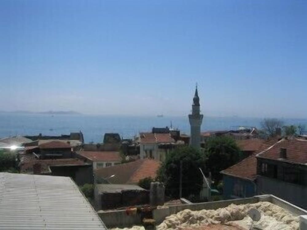 Agora Boutique Hotel & Bistro 39/50