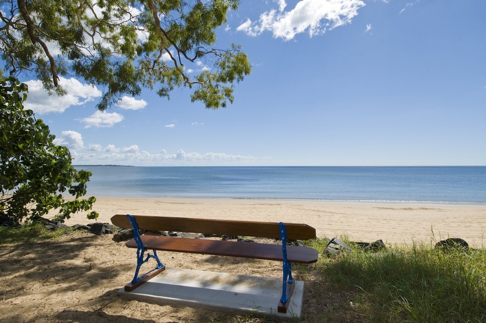 SHELLY BAY RESORT 21/50