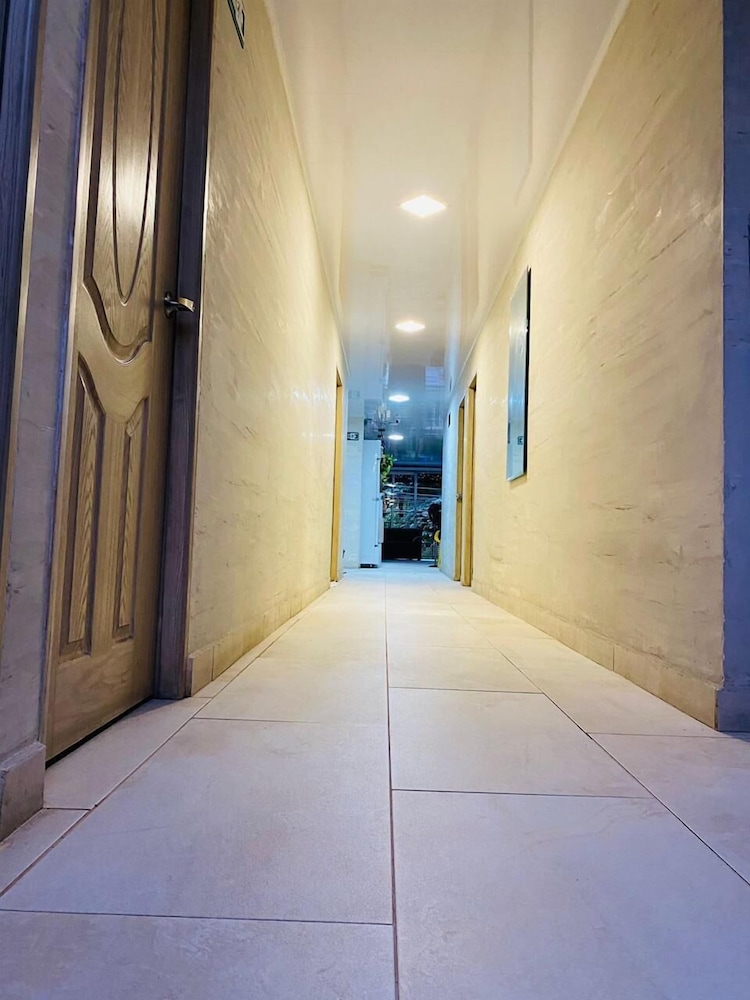 Hotel Nakama 43/50
