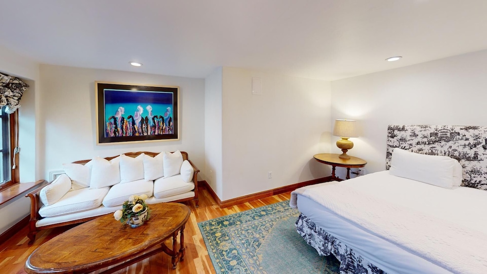 Platinum, Residence, 8 Beds, 5 Queen Beds