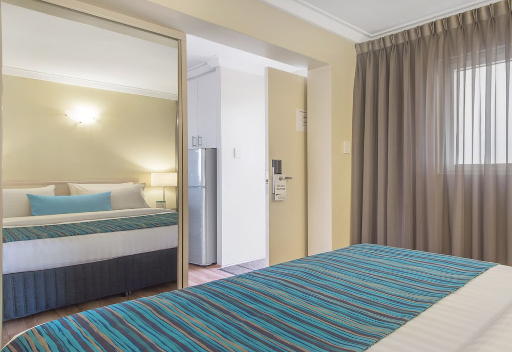 Suite, Balcony, Ground Floor
