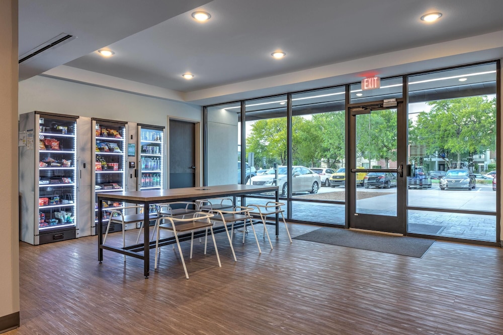 ECHO Suites Extended Stay by Wyndham Dallas Plano/Richardson 43/62