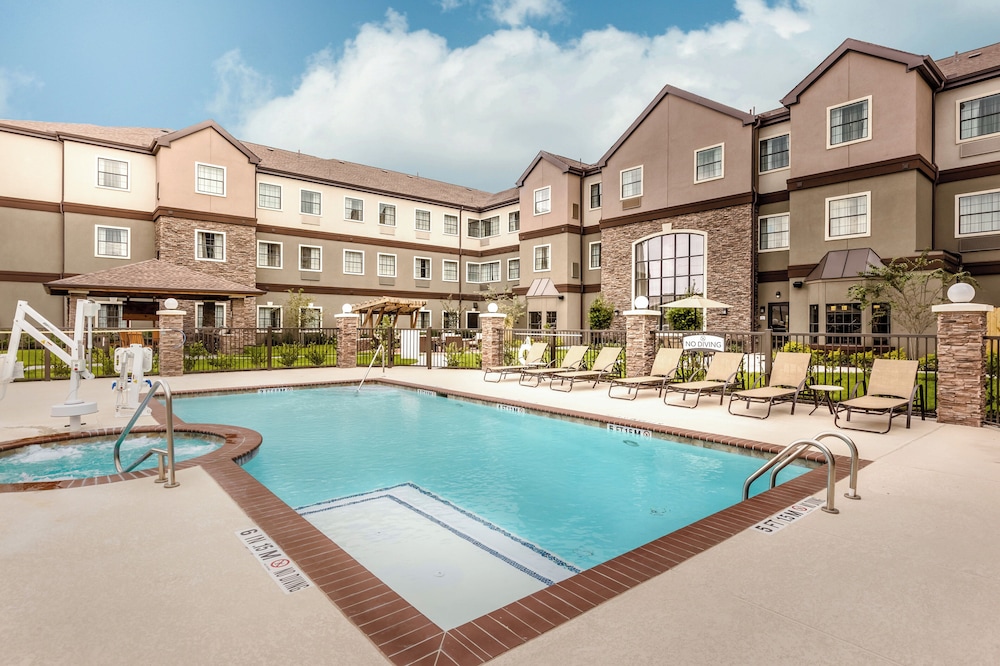 Staybridge Suites Houston I-10 West-Beltway 8 45/49