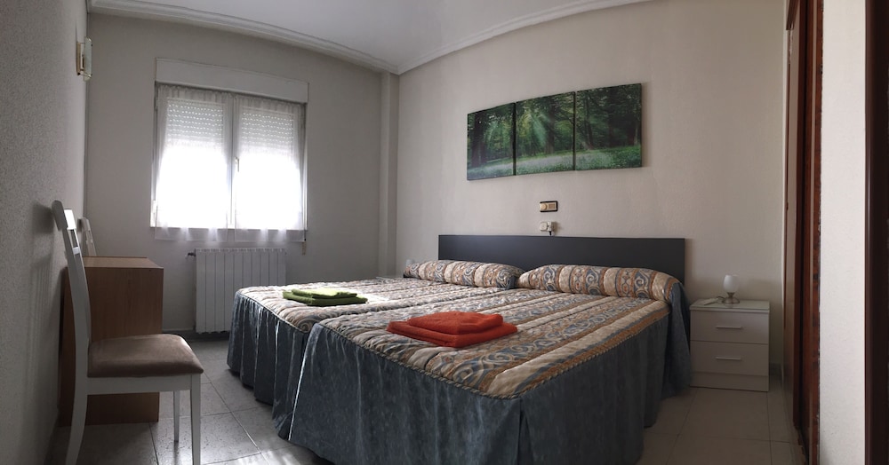 Sol Naciente Hostal 8/41