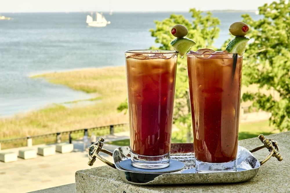 HarbourView Inn 45/46